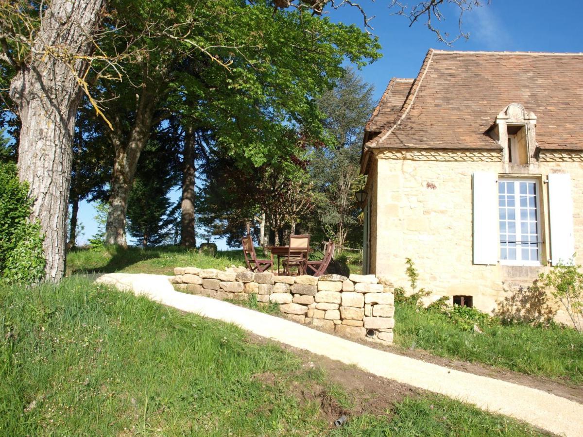 Cozy Cottage In Aquitaine With Private Swimming Pool Peyzac-le-Moustier Esterno foto