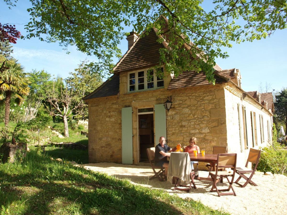 Cozy Cottage In Aquitaine With Private Swimming Pool Peyzac-le-Moustier Esterno foto